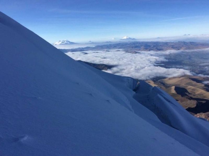 Escalando Cayambe en Ecuador HighSummits