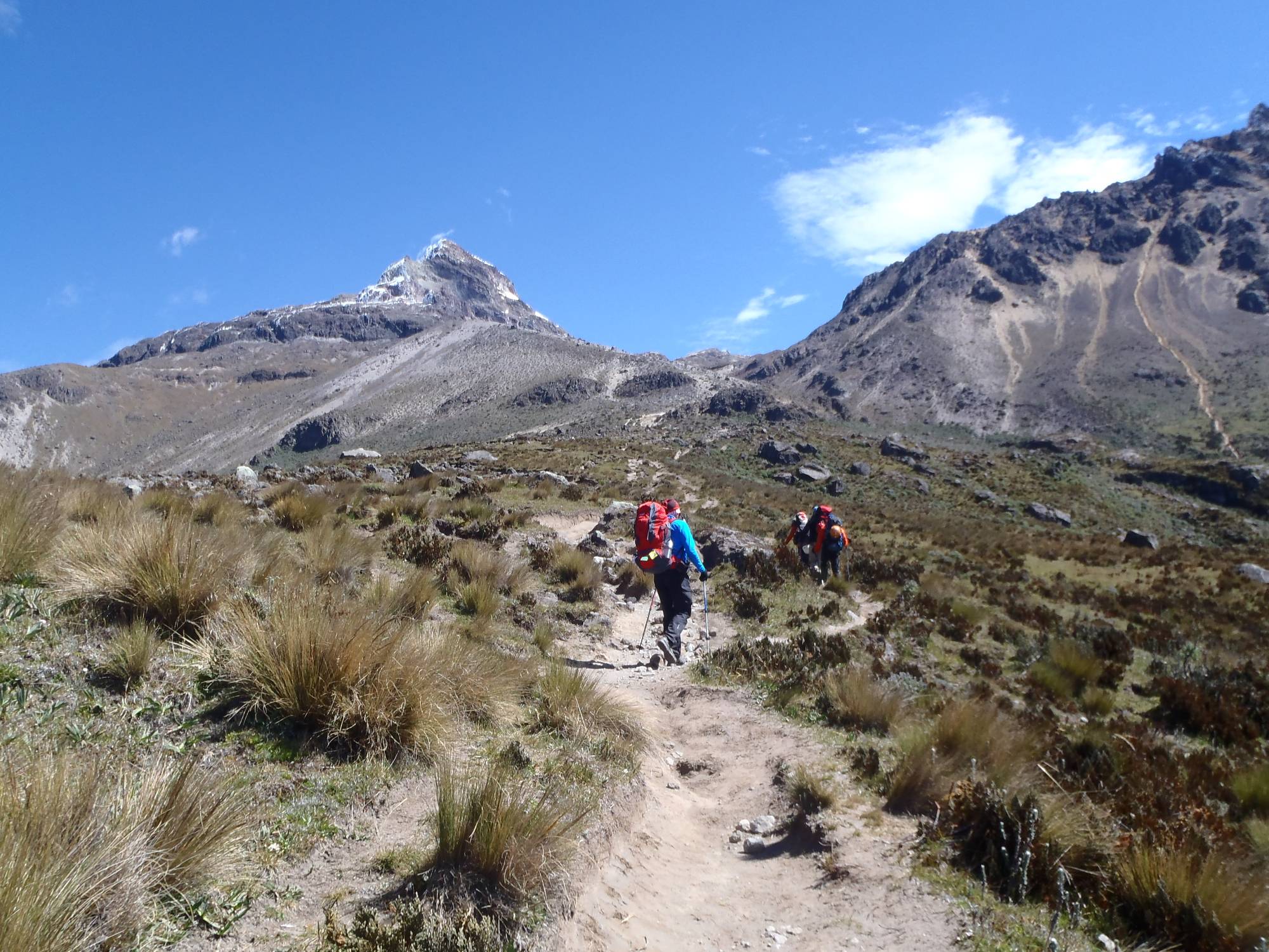 Ascensiones en Ecuador con guías de montaña - HighSummits