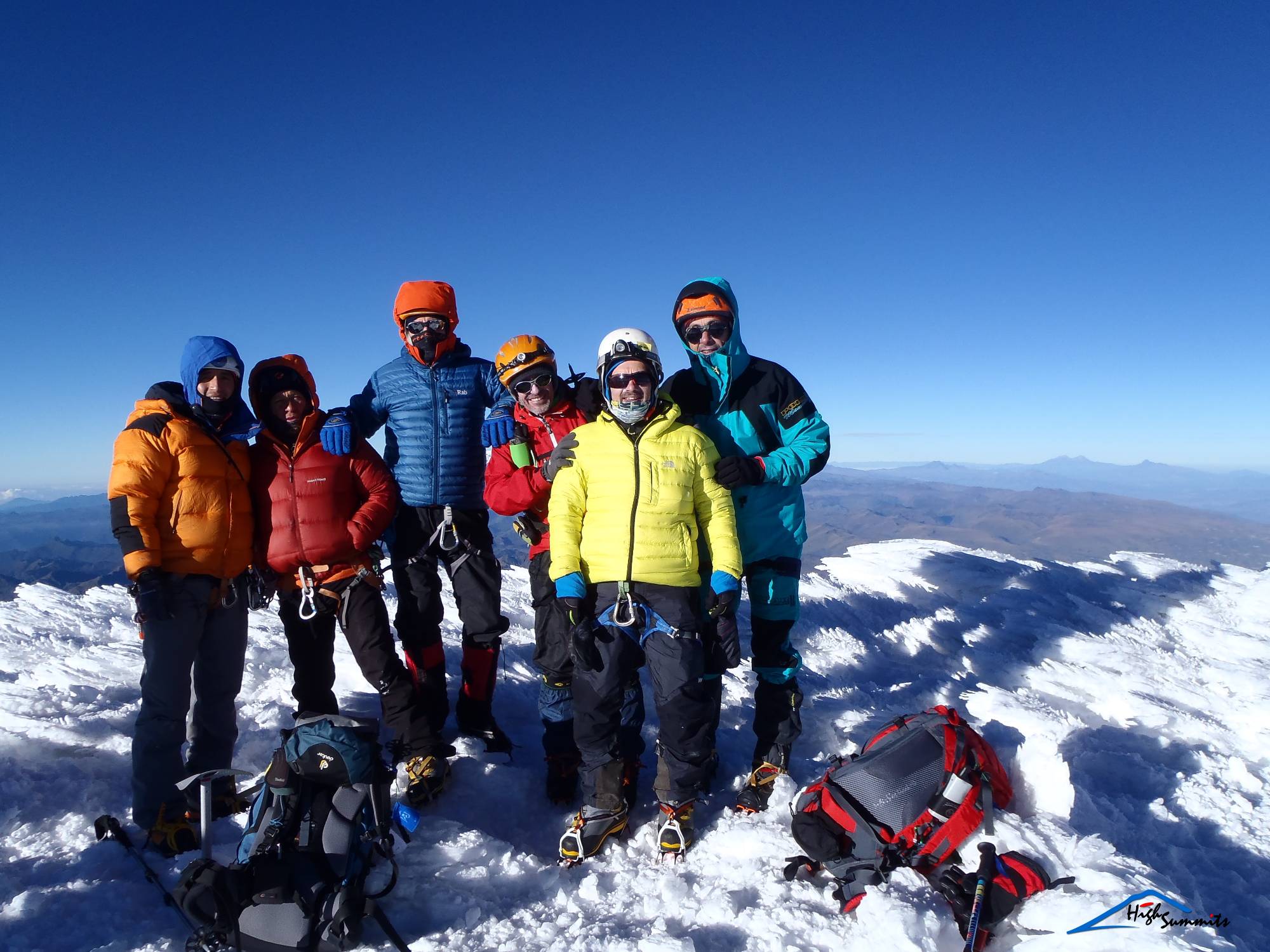 Ascensiones en Ecuador con guías de montaña- Cayambe Summit- HighSummits