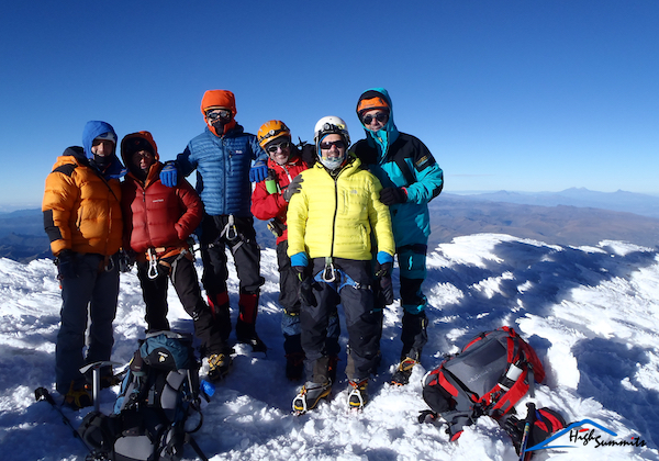 en la cumbre del Cayambe